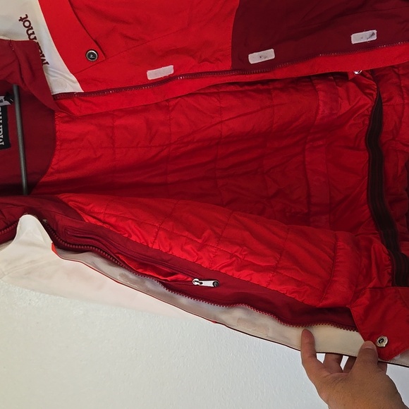Marmot Red And White Ski Coat Size Small - Picture 6 of 11